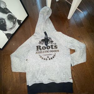 Roots sweater